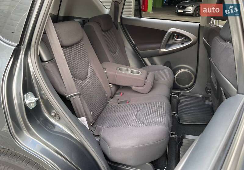 Позашляховик / Кросовер Toyota RAV4 2008 в Києві фото 11 Позашляховик / Кросовер Toyota RAV4 2008 в Києві