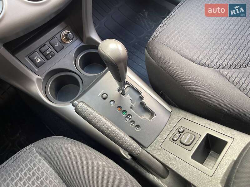 Позашляховик / Кросовер Toyota RAV4 2008 в Києві фото 21 Позашляховик / Кросовер Toyota RAV4 2008 в Києві