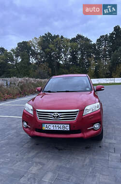 Внедорожник / Кроссовер Toyota RAV4 2011 в Луцке