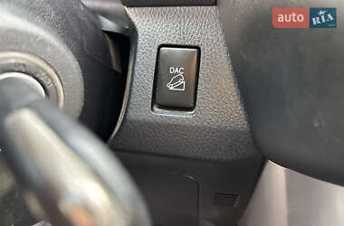 Позашляховик / Кросовер Toyota RAV4 2015 в  фото 17 Позашляховик / Кросовер Toyota RAV4 2015 в
