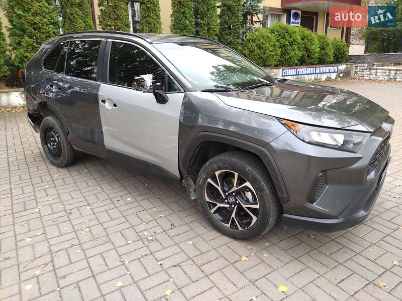 Внедорожник / Кроссовер Toyota RAV4 2020 в Ровно фото 8 Внедорожник / Кроссовер Toyota RAV4 2020 в Ровно