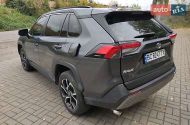Позашляховик / Кросовер Toyota RAV4 2020 в  фото 11 Позашляховик / Кросовер Toyota RAV4 2020 в