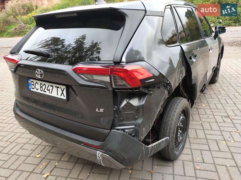 Внедорожник / Кроссовер Toyota RAV4 2020 в Ровно фото 12 Внедорожник / Кроссовер Toyota RAV4 2020 в Ровно