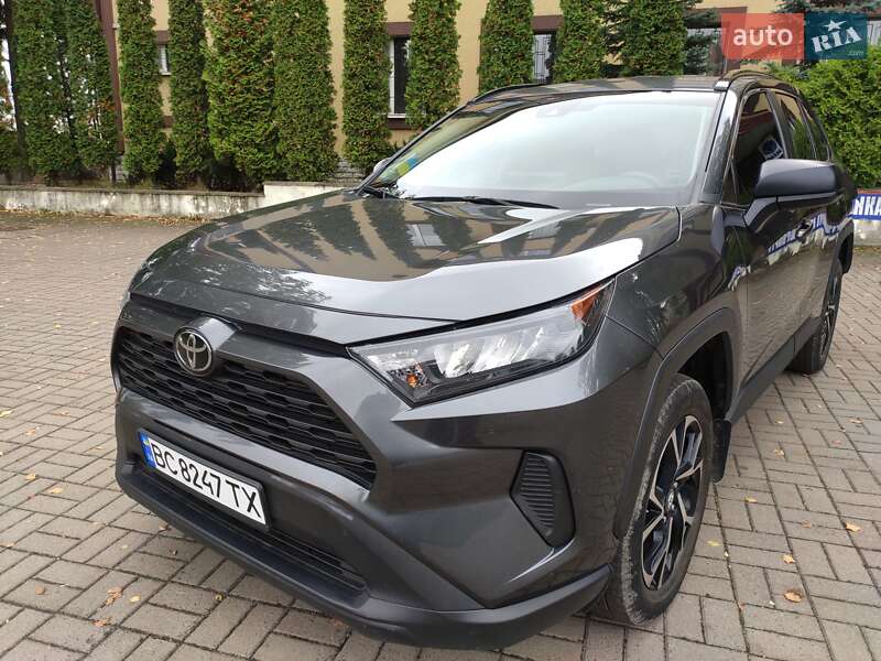 Внедорожник / Кроссовер Toyota RAV4 2020 в Ровно фото 14 Внедорожник / Кроссовер Toyota RAV4 2020 в Ровно
