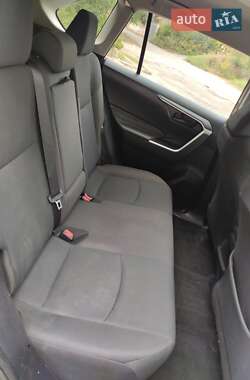 Позашляховик / Кросовер Toyota RAV4 2020 в  фото 19 Позашляховик / Кросовер Toyota RAV4 2020 в
