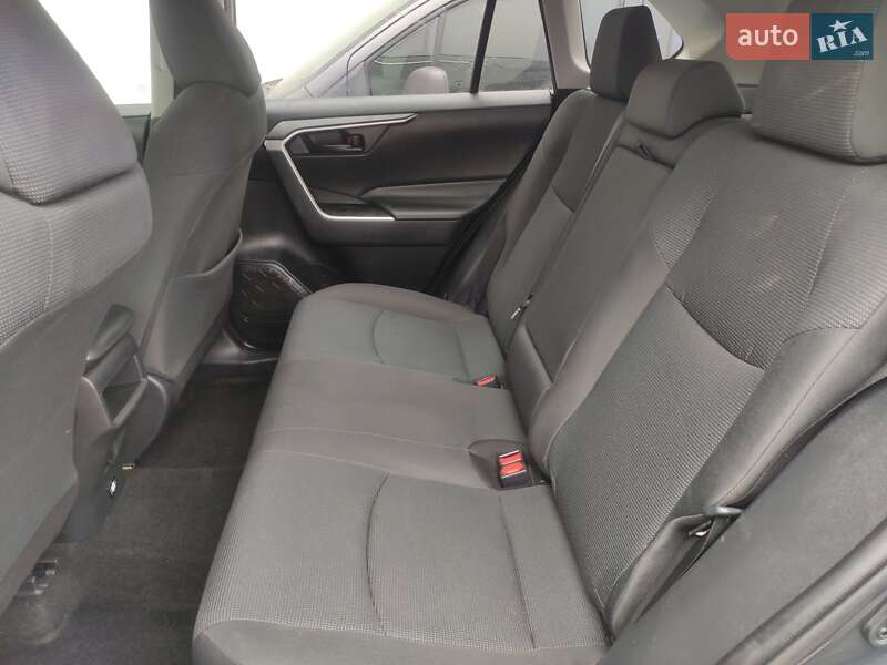 Внедорожник / Кроссовер Toyota RAV4 2020 в Ровно фото 34 Внедорожник / Кроссовер Toyota RAV4 2020 в Ровно
