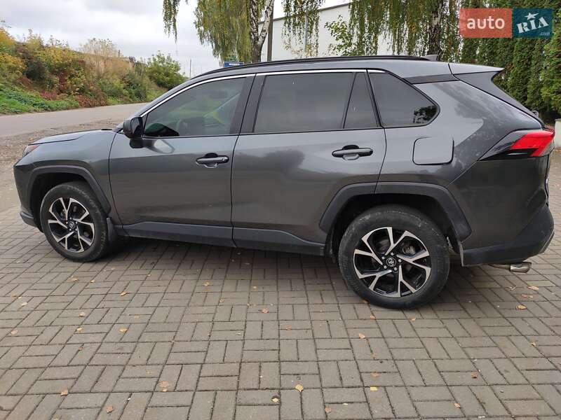 Внедорожник / Кроссовер Toyota RAV4 2020 в Ровно фото 38 Внедорожник / Кроссовер Toyota RAV4 2020 в Ровно