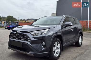 Внедорожник / Кроссовер Toyota RAV4 2021 в Виннице