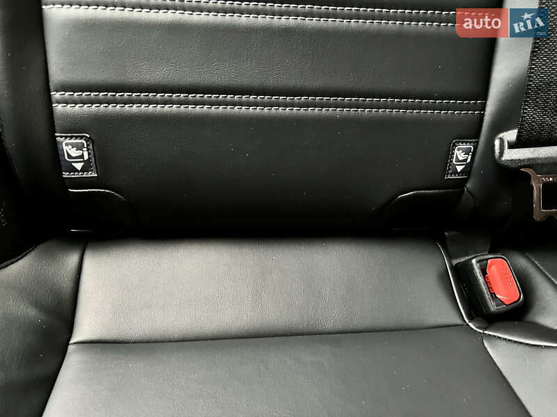 Внедорожник / Кроссовер Toyota RAV4 2020 в Киеве