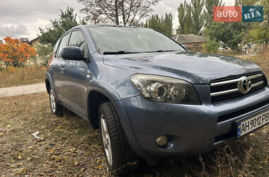Внедорожник / Кроссовер Toyota RAV4 2006 в 