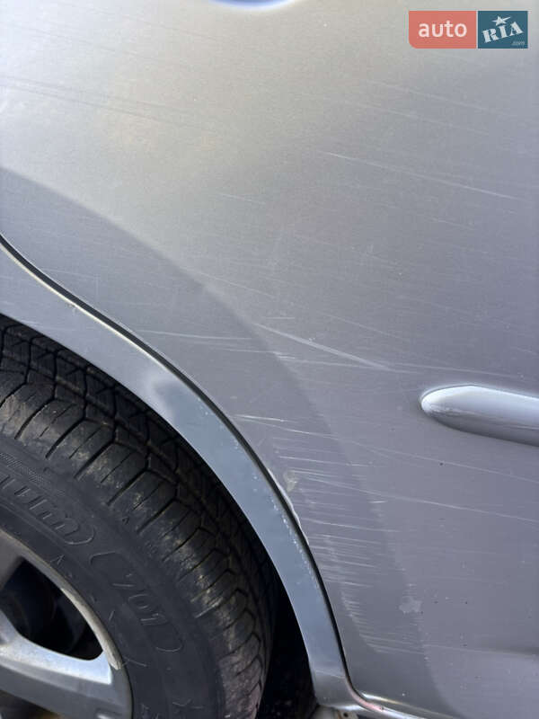 Позашляховик / Кросовер Toyota RAV4 2011 в Умані