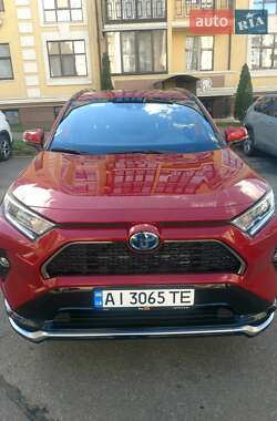 Внедорожник / Кроссовер Toyota RAV4 2021 в Киеве