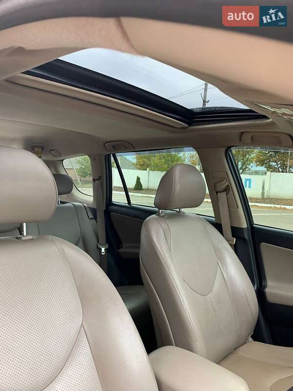 Позашляховик / Кросовер Toyota RAV4 2008 в Ізмаїлі