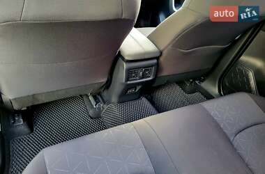 Внедорожник / Кроссовер Toyota RAV4 2022 в 