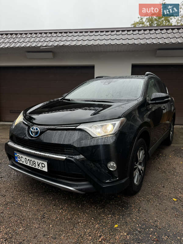 Позашляховик / Кросовер Toyota RAV4 2016 в Львові фото 2 Позашляховик / Кросовер Toyota RAV4 2016 в Львові