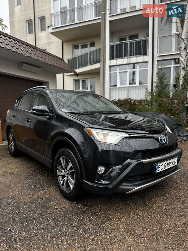 Позашляховик / Кросовер Toyota RAV4 2016 в Львові фото 3 Позашляховик / Кросовер Toyota RAV4 2016 в Львові