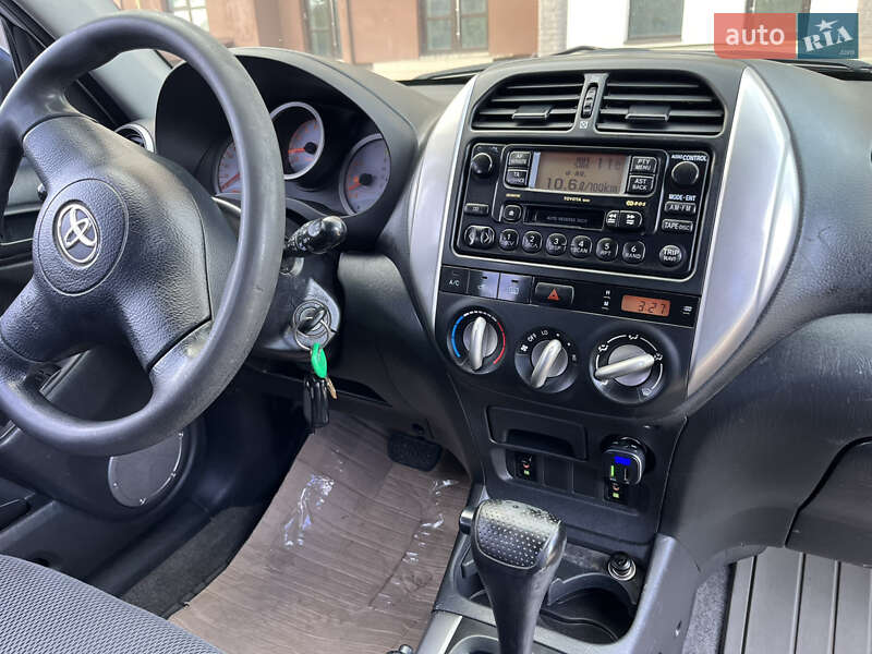 Внедорожник / Кроссовер Toyota RAV4 2004 в Ивано-Франковске фото 24 Внедорожник / Кроссовер Toyota RAV4 2004 в Ивано-Франковске