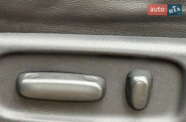 Внедорожник / Кроссовер Toyota RAV4 2012 в 