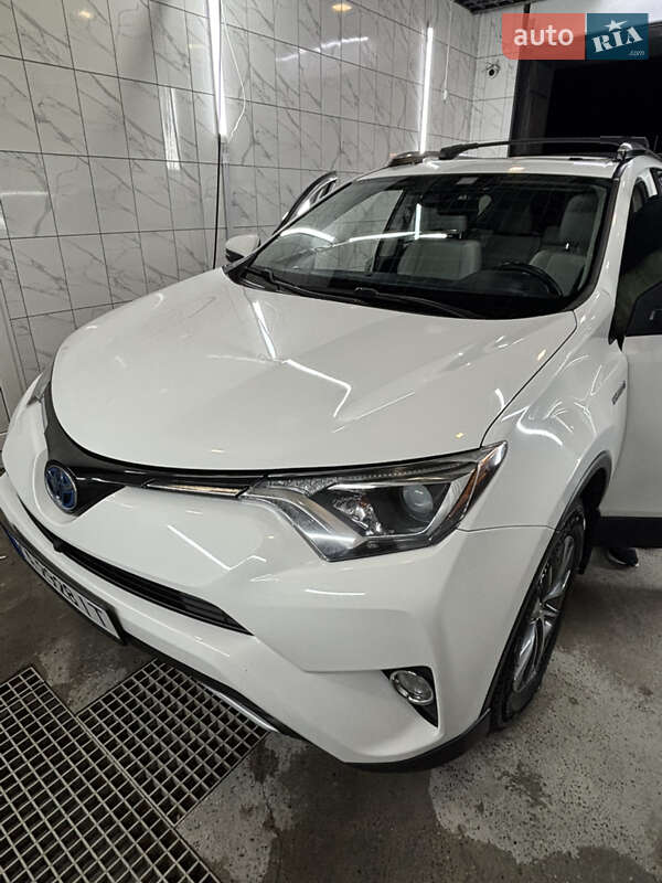 Внедорожник / Кроссовер Toyota RAV4 2016 в Харькове