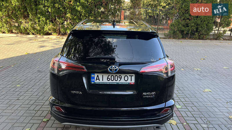 Внедорожник / Кроссовер Toyota RAV4 2017 в Хмельницком