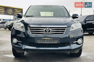 Внедорожник / Кроссовер Toyota RAV4 2010 в 
