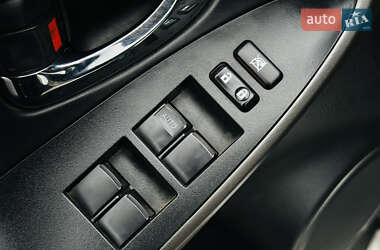 Внедорожник / Кроссовер Toyota RAV4 2010 в 