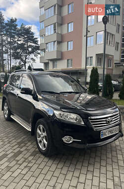Внедорожник / Кроссовер Toyota RAV4 2011 в 