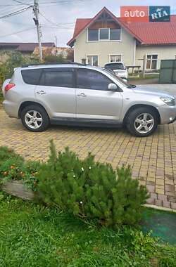 Позашляховик / Кросовер Toyota RAV4 2007 в Калуші