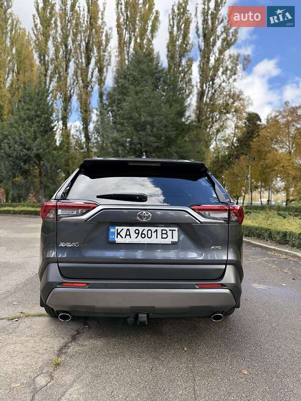 Внедорожник / Кроссовер Toyota RAV4 2020 в Киеве фото 2 Внедорожник / Кроссовер Toyota RAV4 2020 в Киеве