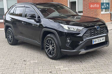 Внедорожник / Кроссовер Toyota RAV4 2023 в Одессе