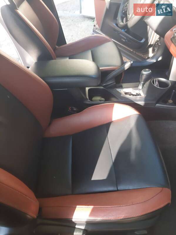 Внедорожник / Кроссовер Toyota RAV4 2013 в Одессе фото 18 Внедорожник / Кроссовер Toyota RAV4 2013 в Одессе