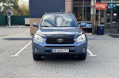 Внедорожник / Кроссовер Toyota RAV4 2007 в 