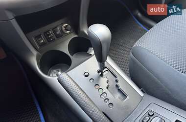 Внедорожник / Кроссовер Toyota RAV4 2007 в 