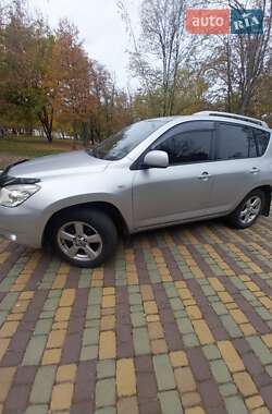Внедорожник / Кроссовер Toyota RAV4 2007 в 