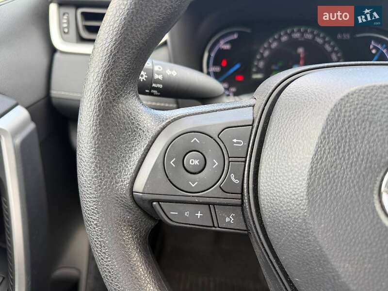 Позашляховик / Кросовер Toyota RAV4 2024 в Києві