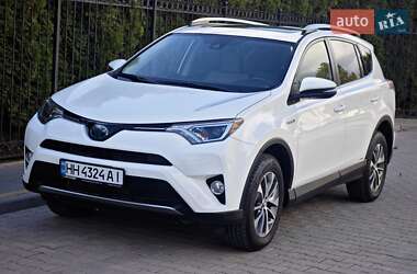 Внедорожник / Кроссовер Toyota RAV4 2016 в Одессе