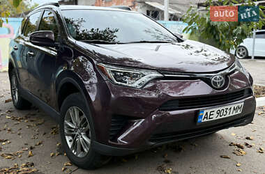 Внедорожник / Кроссовер Toyota RAV4 2017 в Полтаве