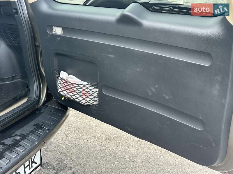 Внедорожник / Кроссовер Toyota RAV4 2009 в Сумах