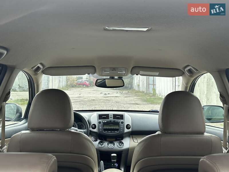Внедорожник / Кроссовер Toyota RAV4 2009 в Сумах