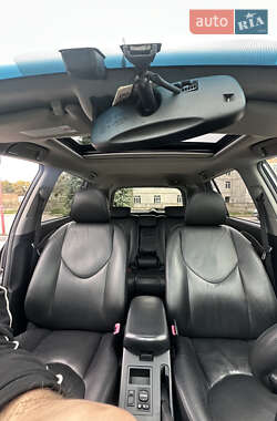 Внедорожник / Кроссовер Toyota RAV4 2010 в 