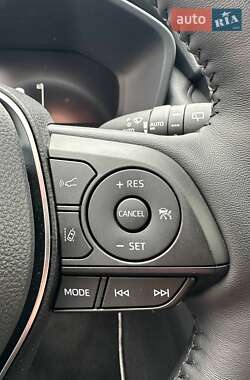 Внедорожник / Кроссовер Toyota RAV4 2025 в 
