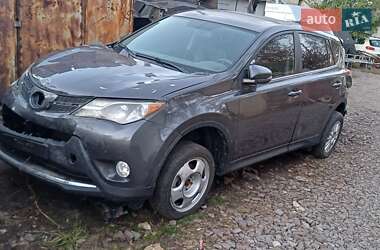 Внедорожник / Кроссовер Toyota RAV4 2015 в Киеве