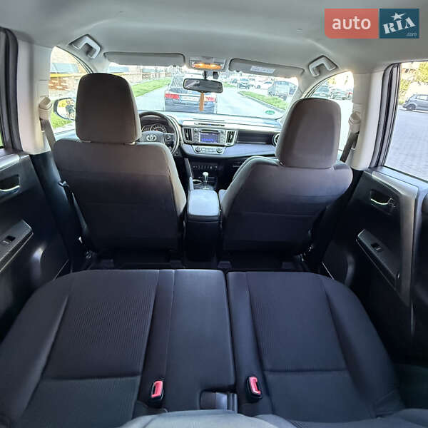 Внедорожник / Кроссовер Toyota RAV4 2013 в Житомире