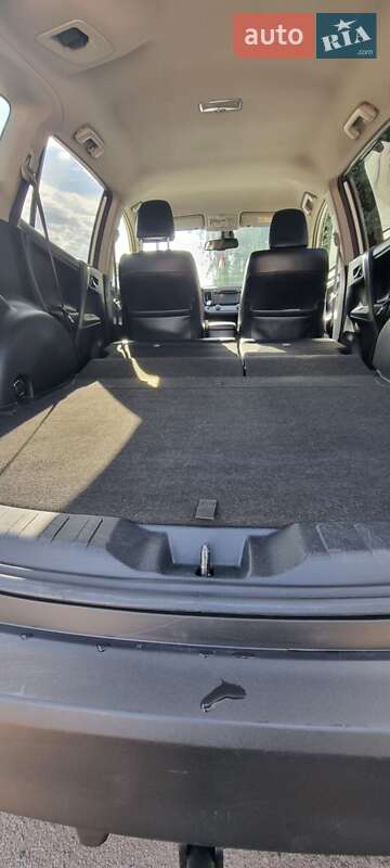 Позашляховик / Кросовер Toyota RAV4 2014 в Рівному