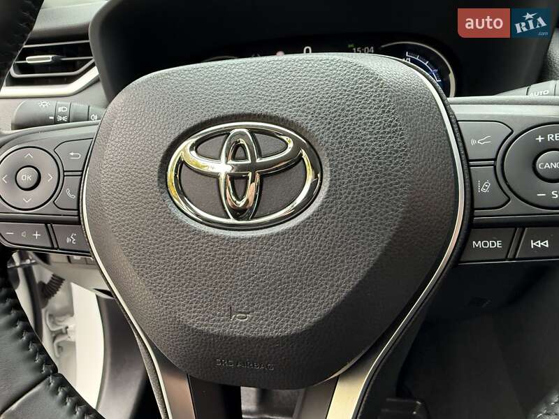 Внедорожник / Кроссовер Toyota RAV4 2023 в Виннице
