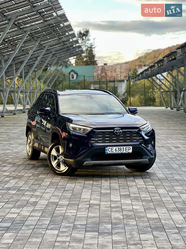 Позашляховик / Кросовер Toyota RAV4 2022 в Львові фото 2 Позашляховик / Кросовер Toyota RAV4 2022 в Львові