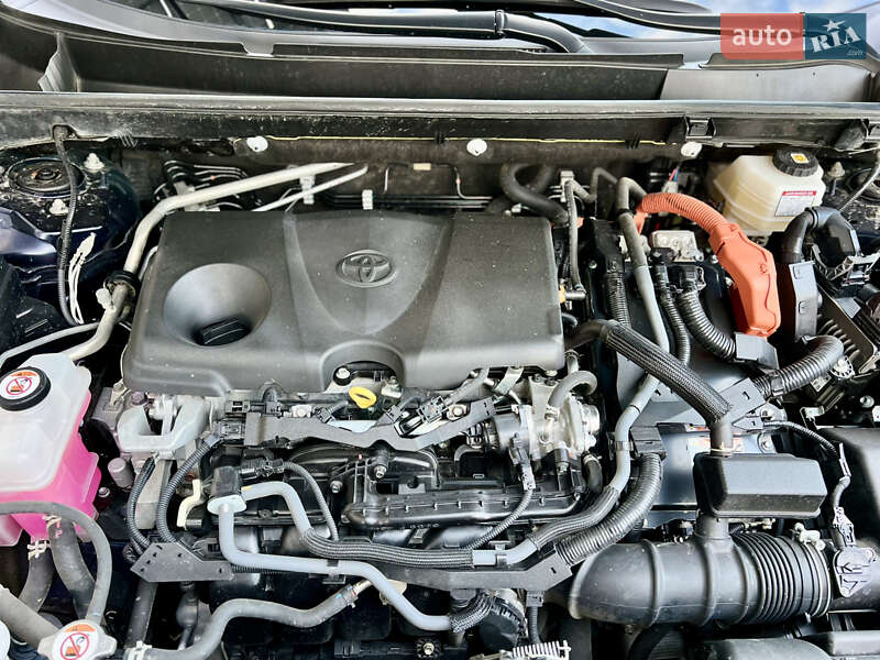 Позашляховик / Кросовер Toyota RAV4 2022 в Львові фото 41 Позашляховик / Кросовер Toyota RAV4 2022 в Львові