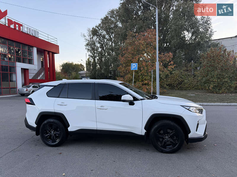 Внедорожник / Кроссовер Toyota RAV4 2023 в Днепре фото 4 Внедорожник / Кроссовер Toyota RAV4 2023 в Днепре