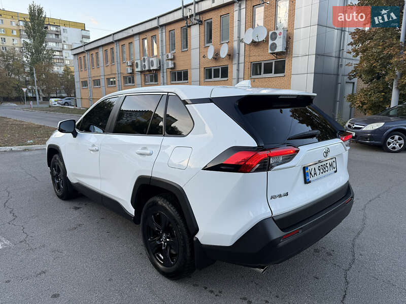 Внедорожник / Кроссовер Toyota RAV4 2023 в Днепре фото 7 Внедорожник / Кроссовер Toyota RAV4 2023 в Днепре