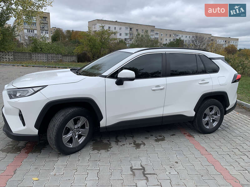 Внедорожник / Кроссовер Toyota RAV4 2022 в Подольске фото 10 Внедорожник / Кроссовер Toyota RAV4 2022 в Подольске